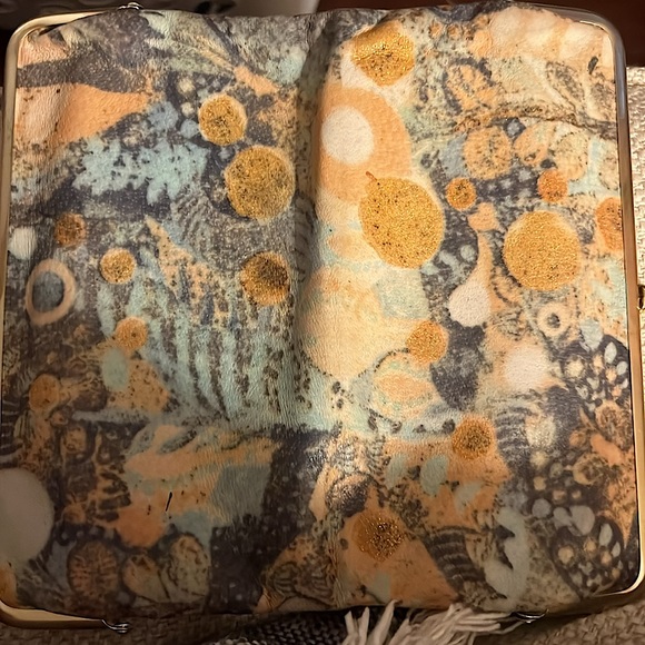 Like new wallet - Picture 3 of 4